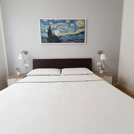 Accogliente Trilocale Moderno Al Lago