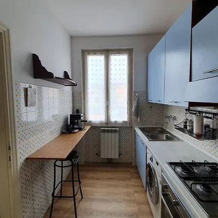 Accogliente Trilocale Moderno Al Lago *